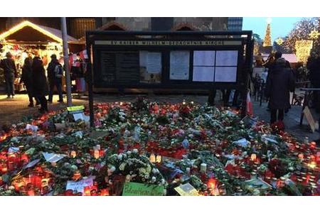 Bilde av begjæringen:Wir fordern ein Gedenkstein für die Opfer vom 19.12.2016