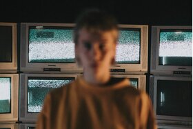 Bild der Petition: Wir fordern ein Verbot der Teilnahme von Minderjährigen an Reality TV Formaten