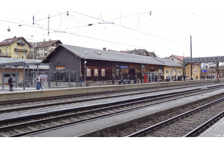 Bild der Petition: Wir fordern: Sofortige Verbesserung der Zugverbindungen von und nach Seekirchen