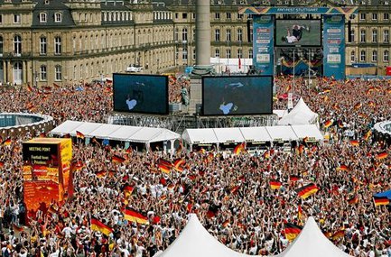 Peticijos nuotrauka:WM Finale Public Viewing in Stuttgart