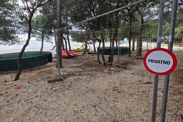 Image de la pétition zahtjev mještana Šimuna za deblokadu vatrogasnog i javnog puta na plaži Šimuni, stavljanje hidranata