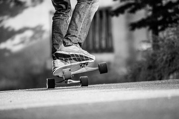 Imagen de la petición Zulassung für E- Skate- und Longboards auf Strassen, Velowege auf öffentlichem Grund Schweiz