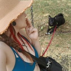 Fotografie de profil a lui Zoe Amschl